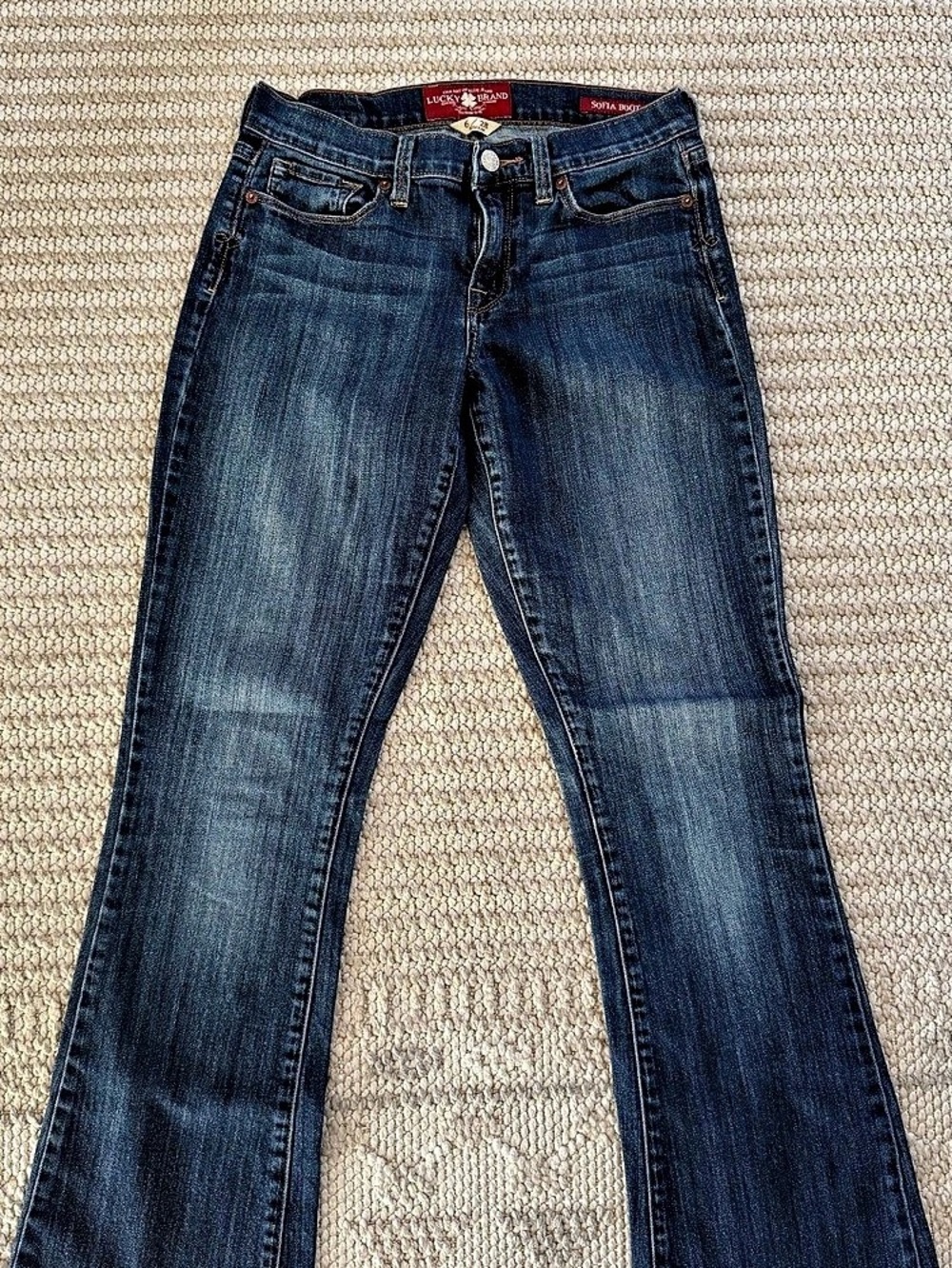 Lucky Brand Sofia Boot Size 6 (28) Bootcut Jeans Blue